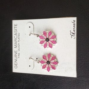 Silver plated flower earrings